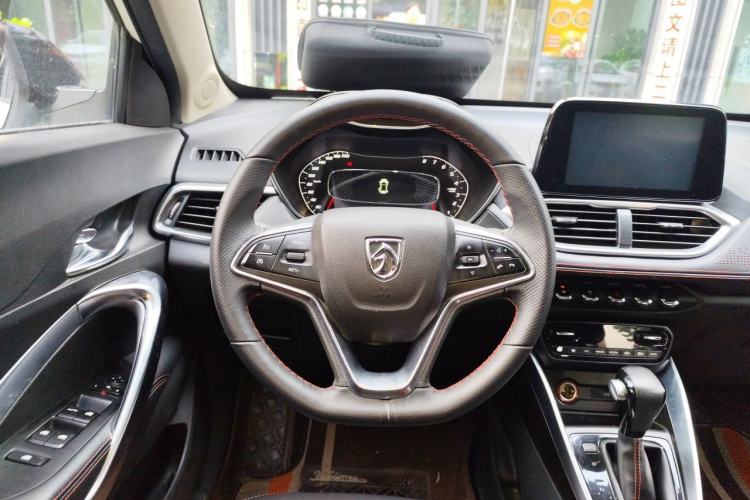 Used Baojun 510 2019 1.5L CVT Enjoyment Model China VI Emission Standard Steering Wheel