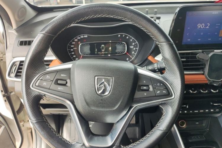 Used Baojun 510 2019 1.5L Manual Enjoyment Model China V Steering Wheel