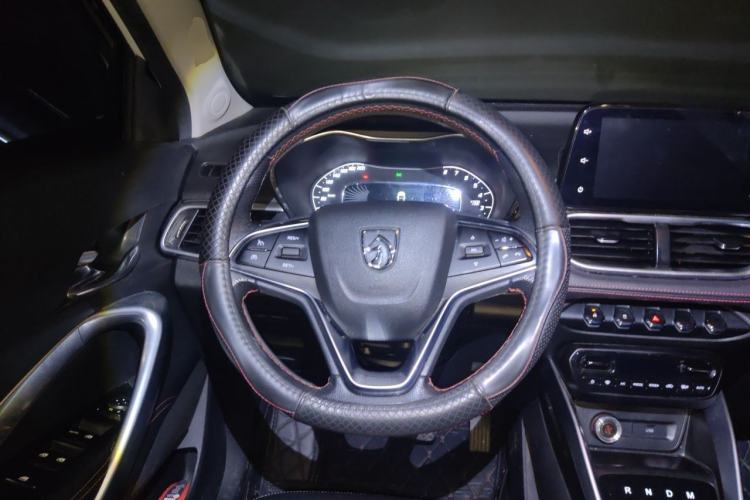 Used Baojun 510 2019 1.5L Automatic Prestige Edition China V Steering Wheel