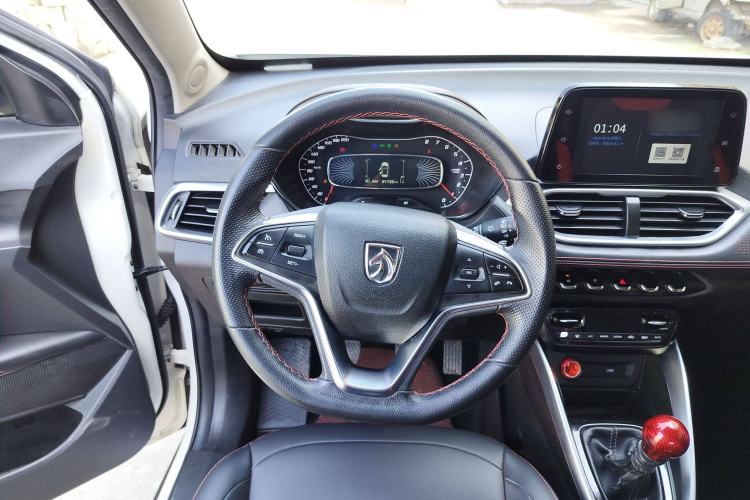 Used Baojun 510 2019 1.5L Manual Enjoyment Model 77kW China VI Steering Wheel
