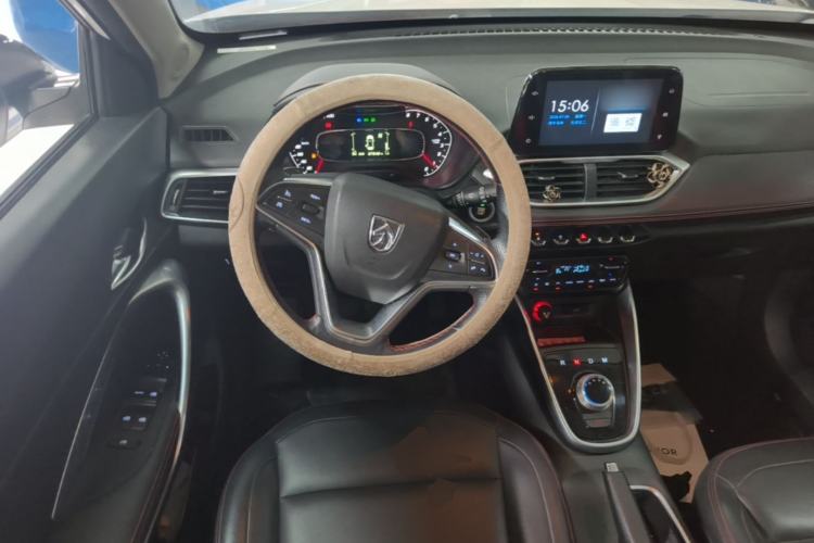 Used Baojun 510 2019 1.5L Automatic Prestige Edition China V Steering Wheel