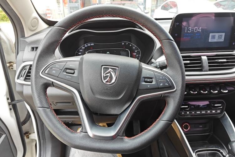 Used Baojun 510 2019 1.5L Manual Prestige Version China V Emission Standard Steering Wheel