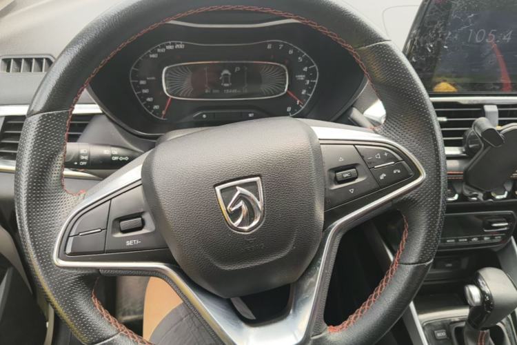 Used Baojun 510 2019 1.5L CVT Enjoyment Model China VI Emission Standard Steering Wheel