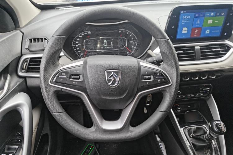 Used Baojun 510 2019 1.5L Manual Enjoyment Model 77kW China VI Emission Standard Steering Wheel