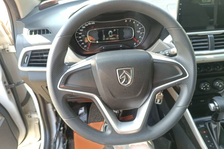 Used Baojun 510 2019 1.5L CVT Enjoyment Model China VI Emission Standard Steering Wheel