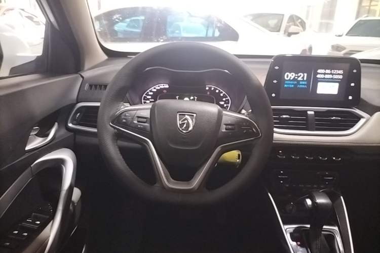 Used Baojun 510 2019 1.5L CVT Enjoyment Model China VI Emission Standard Steering Wheel