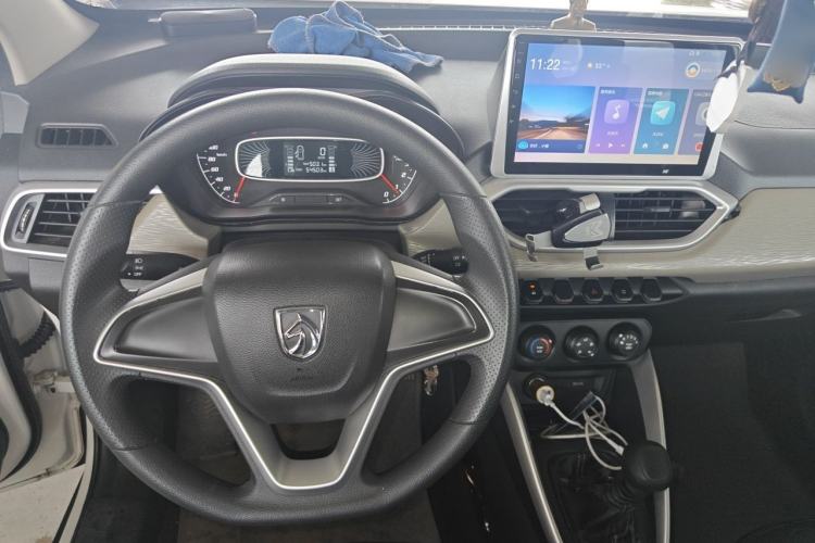 Used Baojun 510 2019 1.5L Manual Jingxiang Model 73kW China VI Emission Standard Steering Wheel