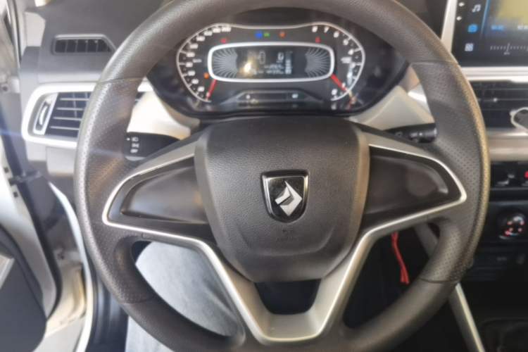 Used Baojun 510 2019 1.5L Manual Jingxiang Model 73kW China VI Emission Standard Steering Wheel