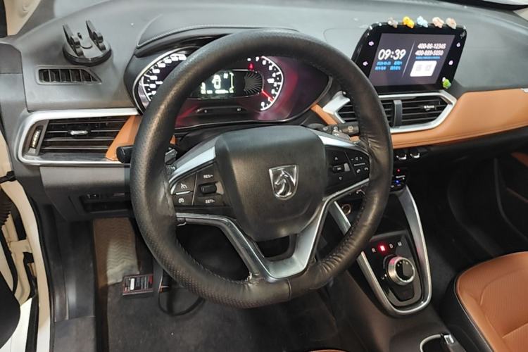 Used Baojun 510 2019 1.5L Automatic Premium Version National V Steering Wheel