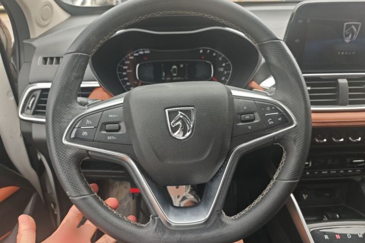 Used Baojun 510 2019 1.5L Automatic Premium Version National V Steering Wheel