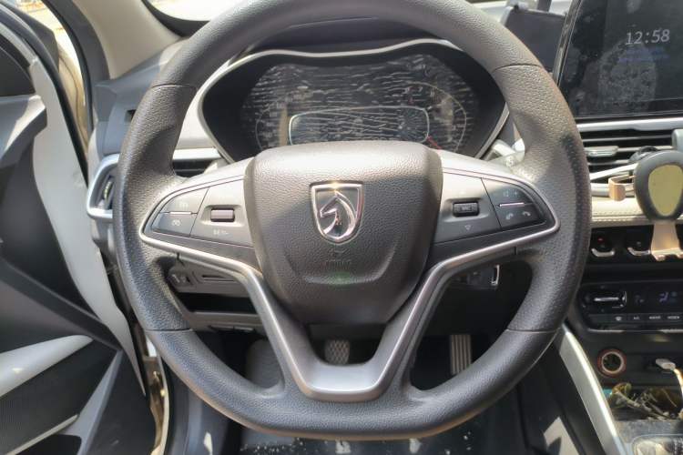 Used Baojun 510 2019 1.5L Manual Enjoyment Model 77kW China VI Emission Standard Steering Wheel