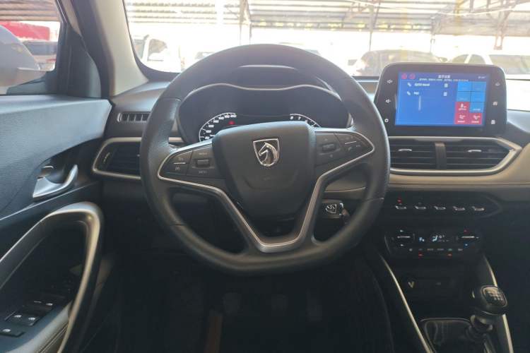 Used Baojun 510 2019 1.5L Manual Enjoyment Model China V Steering Wheel