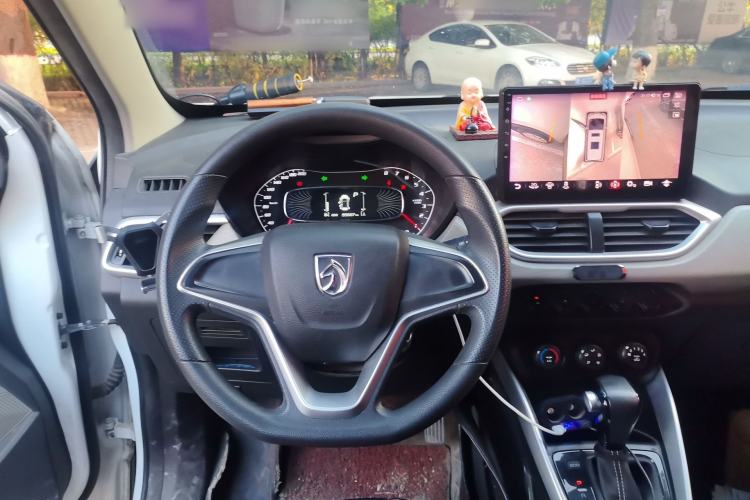 Used Baojun 510 2019 1.5L CVT Enjoyment Model China VI Emission Standard Steering Wheel