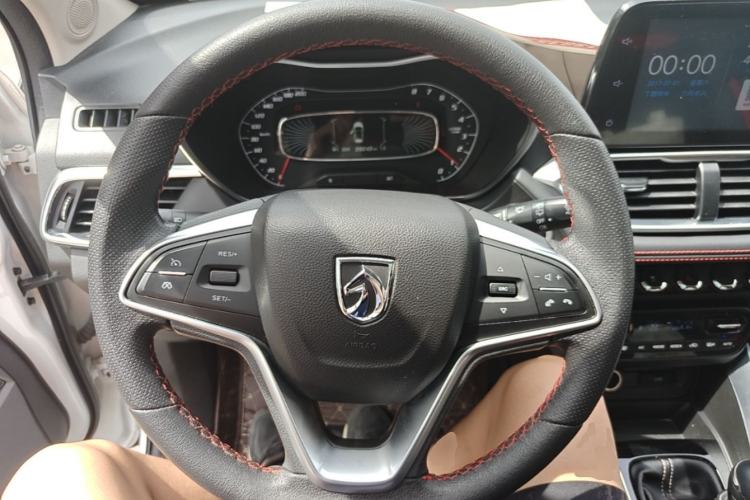 Used Baojun 510 2019 1.5L Manual Enjoyment Model 77kW China VI Steering Wheel