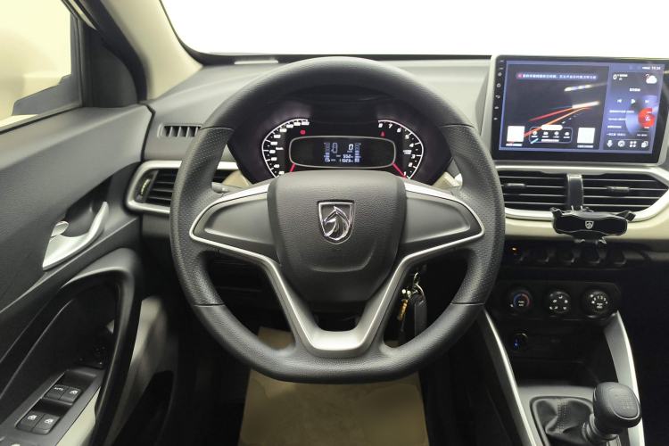 Used Baojun 510 2019 1.5L Manual Jingxiang Model 77kW China VI Emission Standard Steering Wheel