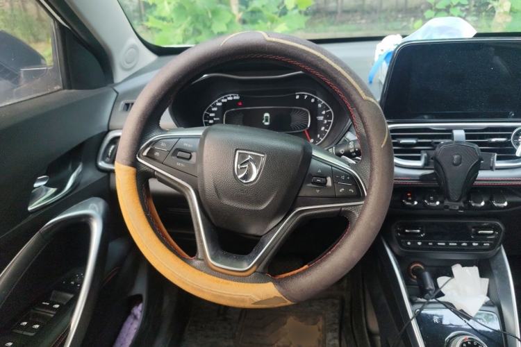 Used Baojun 510 2019 1.5L Automatic Prestige Edition China V Steering Wheel