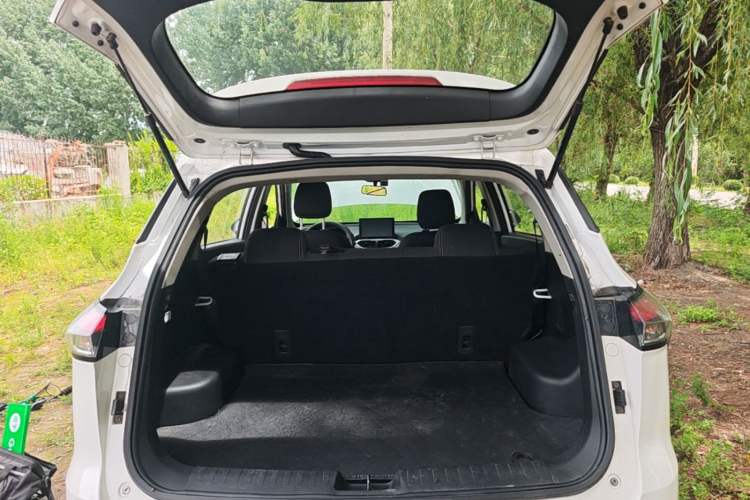 Used Baojun 510 2019 1.5L CVT Enjoyment Model China VI Emission Standard Trunk