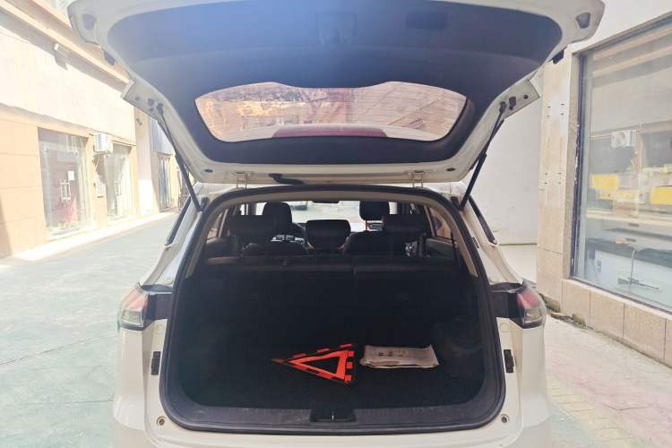Used Baojun 510 2019 1.5L Automatic Premium Version China VI Trunk