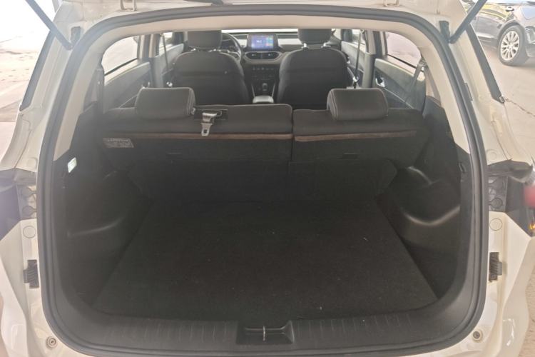Used Baojun 510 2019 1.5L Manual Enjoyment Model 77kW China VI Emission Standard Trunk