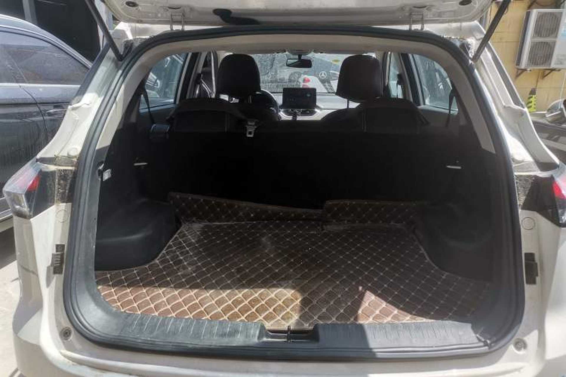 Used Baojun 510 2019 1.5L Manual Jingxiang Model China V Emission Standard Trunk