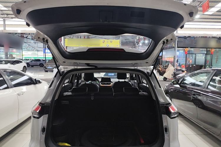 Used Baojun 510 2019 1.5L Automatic Premium Version National V Trunk