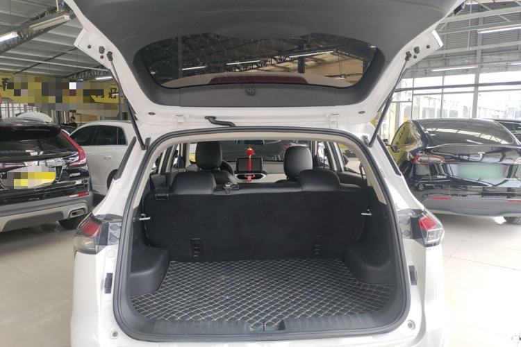 Used Baojun 510 2019 1.5L Manual Jingxiang Model 77kW China VI Emission Standard Trunk