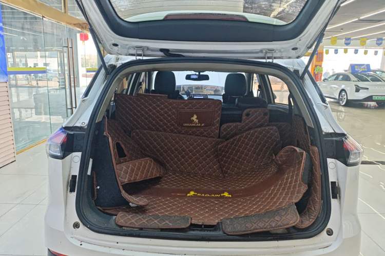 Used Baojun 510 2019 1.5L Automatic Premium Version National V Trunk