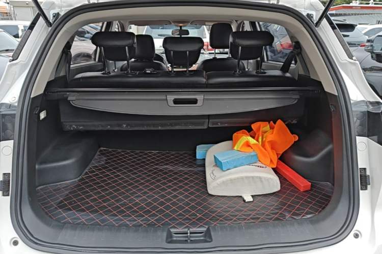 Used Baojun 510 2019 1.5L Automatic Prestige Edition China V Trunk