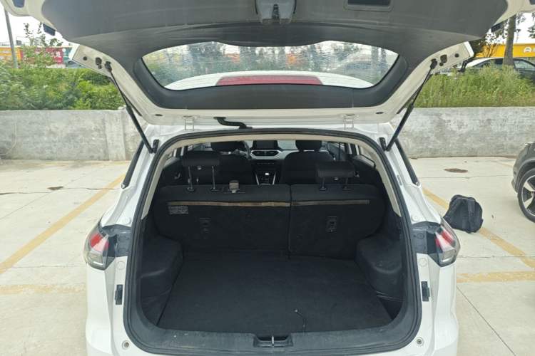 Used Baojun 510 2019 1.5L Manual Enjoyment Model 77kW China VI Emission Standard Trunk