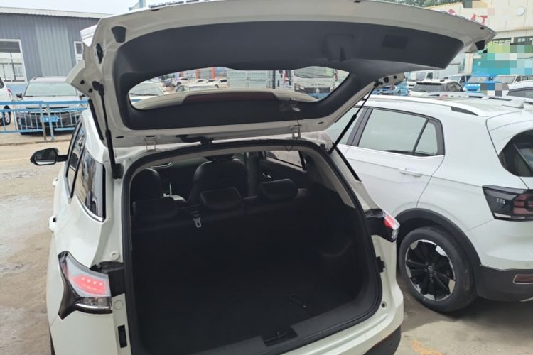 Used Baojun 510 2019 1.5L Automatic Prestige Edition China V Trunk