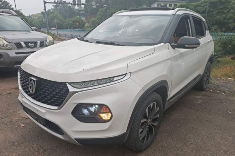 Used Baojun 510 2019 1.5L Automatic Premium Version National V Guazi used car, China used car export, Used car for sale, Used  cars, Cheapest cars for sale