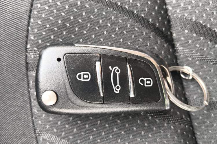 Used Baojun 510 2019 1.5L Manual Jingxiang Model 77kW China VI Emission Standard Vehicle Key