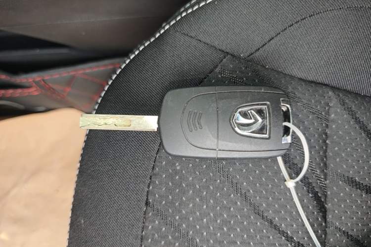 Used Baojun 510 2019 1.5L CVT Enjoyment Model China VI Emission Standard Vehicle Key