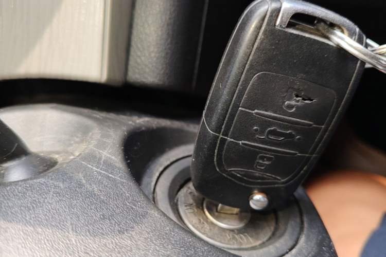 Used Baojun 510 2019 1.5L Manual Jingxiang Model 73kW China VI Emission Standard Vehicle Key