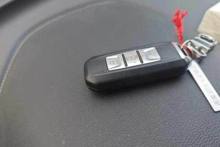 Used Baojun 510 2019 1.5L Manual Prestige Version China V Emission Standard Vehicle Key