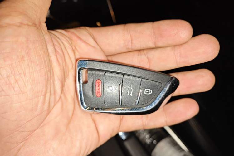 Used Baojun 510 2019 1.5L Manual Prestige Version China V Emission Standard Vehicle Key