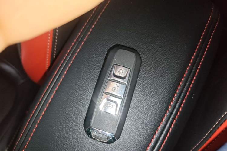Used Baojun 510 2019 1.5L CVT Enjoyment Model China VI Emission Standard Vehicle Key