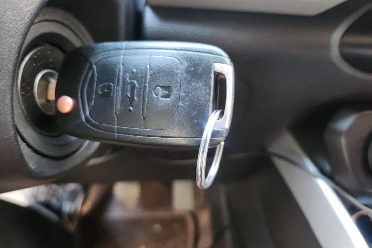 Used Baojun 510 2019 1.5L Manual Jingxiang Model 77kW China VI Emission Standard Vehicle Key
