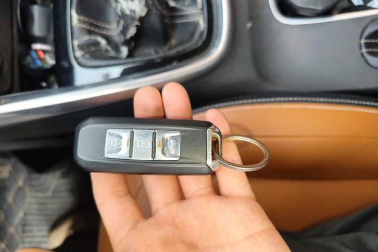 Used Baojun 510 2019 1.5L Manual Prestige Version China V Emission Standard Vehicle Key