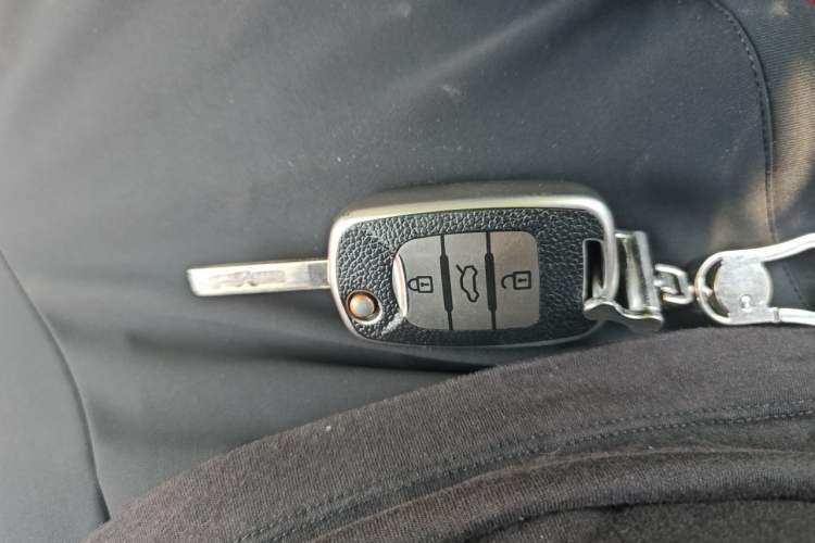 Used Baojun 510 2019 1.5L CVT Enjoyment Model China VI Emission Standard Vehicle Key