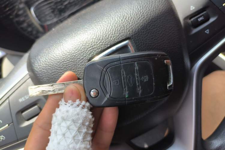 Used Baojun 510 2019 1.5L Manual Enjoyment Model 77kW China VI Emission Standard Vehicle Key