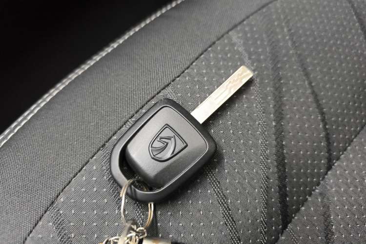 Used Baojun 510 2019 1.5L Manual Jingxiang Model 77kW China VI Emission Standard Vehicle Key