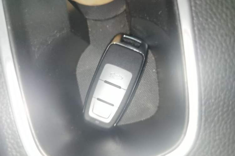 Used Baojun 510 2019 1.5L CVT Enjoyment Model China VI Emission Standard Vehicle Key