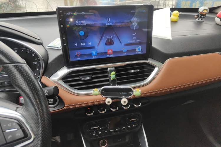 Used Baojun 510 2019 1.5L Automatic Premium Version National V Audio And AC Panel