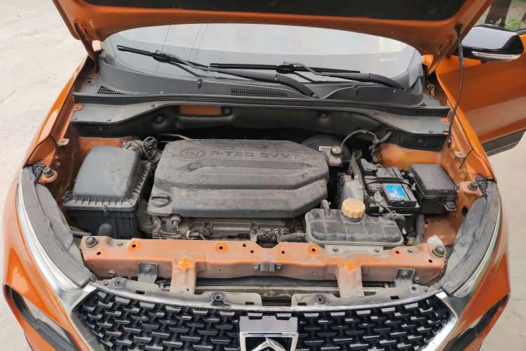 Used Baojun 510 2019 1.5L Manual Enjoyment Model 77kW China VI Engine Bay