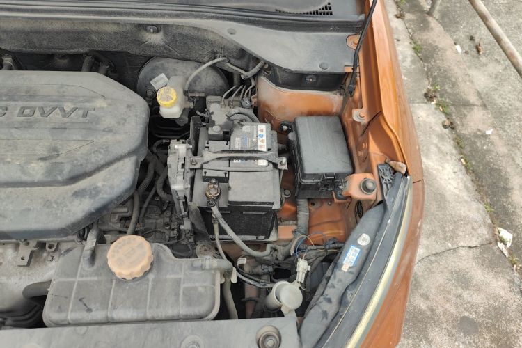 Used Baojun 510 2019 1.5L Automatic Premium Version National V Engine Bay Left