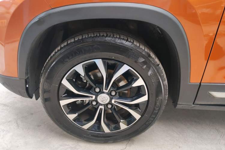 Used Baojun 510 2019 1.5L Manual Enjoyment Model 77kW China VI Left Front Wheel Hub
