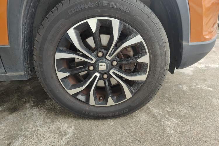 Used Baojun 510 2019 1.5L Automatic Premium Version National V Right Front Wheel Hub