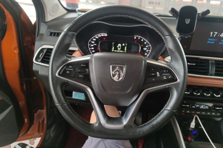 Used Baojun 510 2019 1.5L Automatic Premium Version National V Steering Wheel