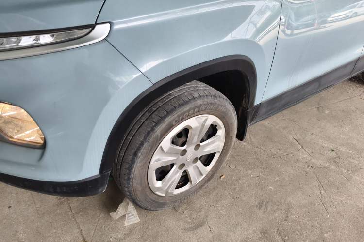 Used Baojun 510 2021 1.5L CVT Enjoy Edition Left Front Wheel Hub